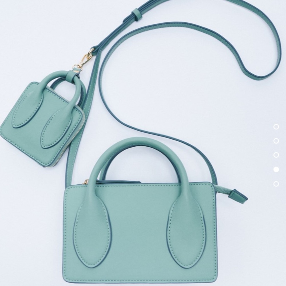 SOLD 🚨ZARA mini crossbody bag